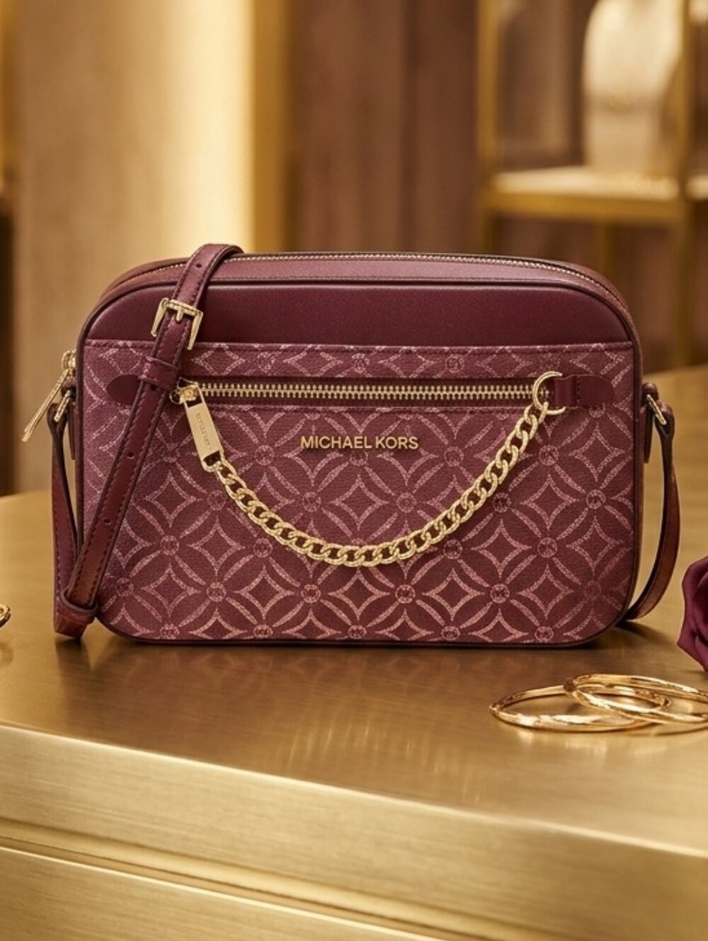 Jet Set Large Metallic Logo Jacquard Crossbody Bag - NEW - Picture 1 of 8